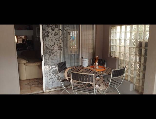 6 BEDROOM FREEHOLD FOR SALE IN LEWISHAM